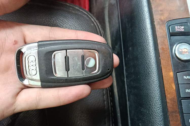 Used Audi Q7 2012 3.0 TFSI Technology Model (200kW) Vehicle Key