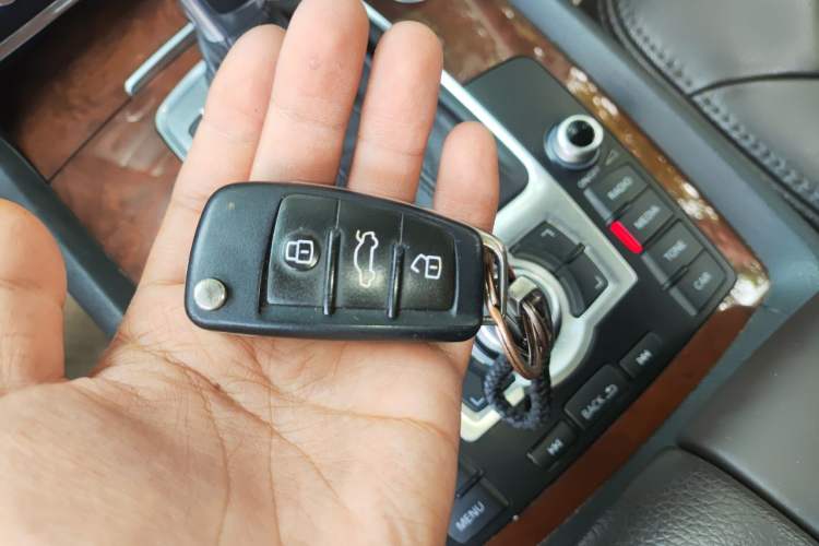 Used Audi Q7 2012 3.0 TFSI Ambition (200kW) Vehicle Key