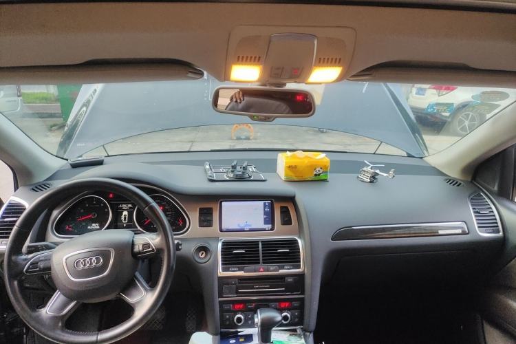Used Audi Q7 2012 3.0 TFSI Technology Model (200kW) Center Console