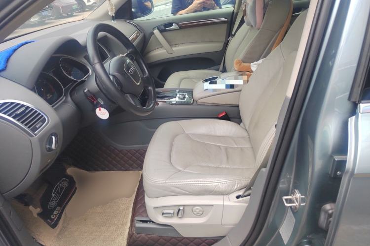 Used Audi Q7 2012 3.0 TFSI Technology Model (200kW) Left Front Seat