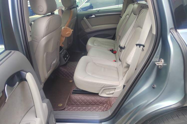 Used Audi Q7 2012 3.0 TFSI Technology Model (200kW) Left Rear Seat