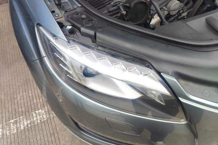 Used Audi Q7 2012 3.0 TFSI Technology Model (200kW) Right Front Headlight