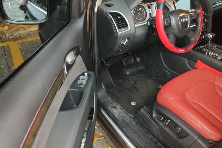 Used Audi Q7 2012 3.0 TFSI Technology Model (200kW) Driver Seat