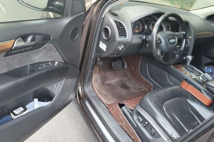 Used Audi Q7 2012 3.0 TFSI Ambition (200kW) Driver Seat