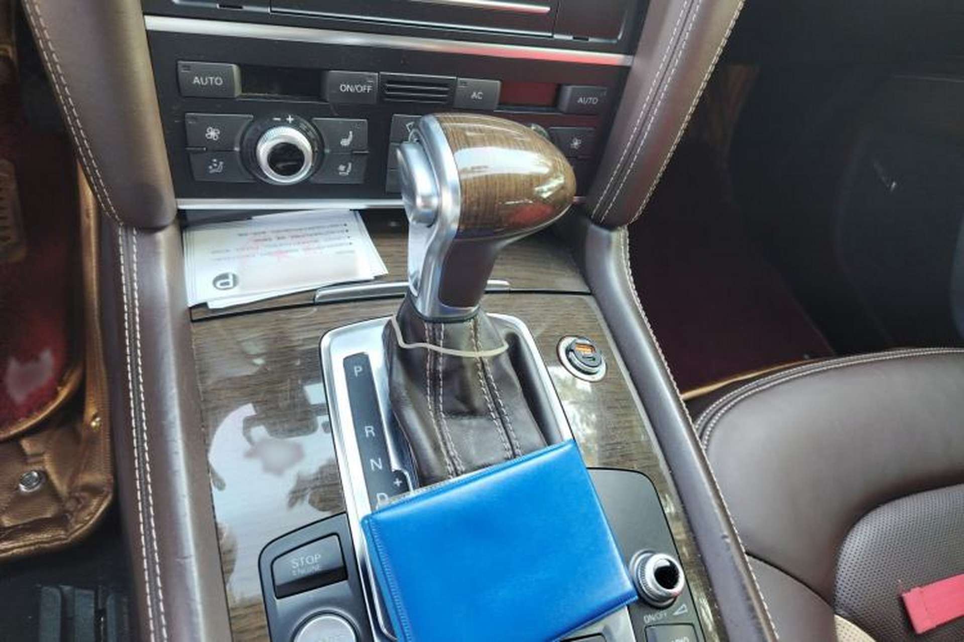 Used Audi Q7 2012 3.0 TDI Exclusive Edition Gear Lever