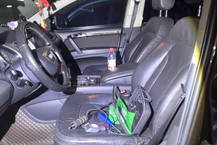 Used Audi Q7 2012 3.0 TDI Leading Model Left Front Seat