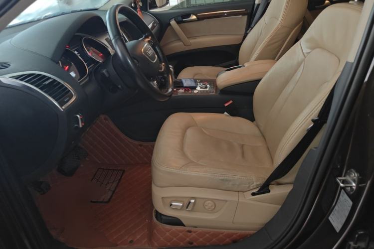 Used Audi Q7 2012 3.0 TFSI Technology Model (200kW) Left Front Seat