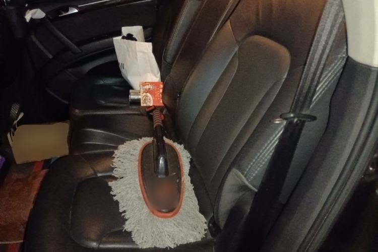 Used Audi Q7 2012 3.0 TFSI Ambition (200kW) Left Rear Seat