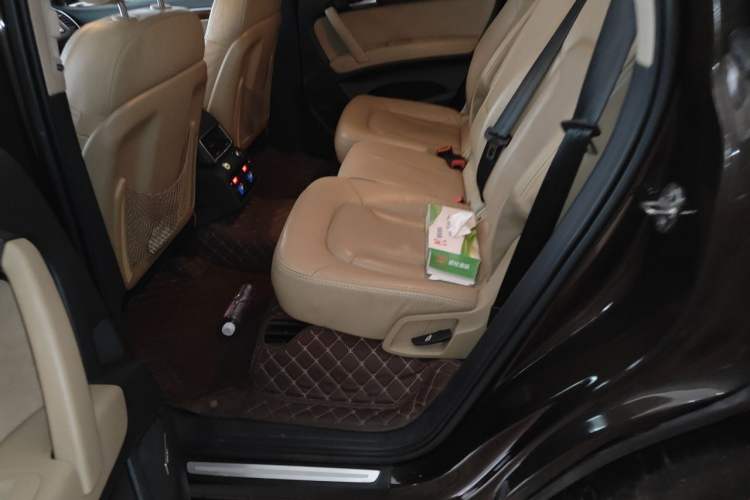Used Audi Q7 2012 3.0 TFSI Technology Model (200kW) Left Rear Seat