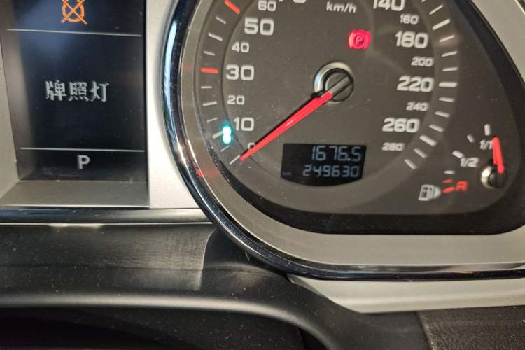 Used Audi Q7 2012 3.0 TFSI Technology Model (200kW) Odometer Close Up