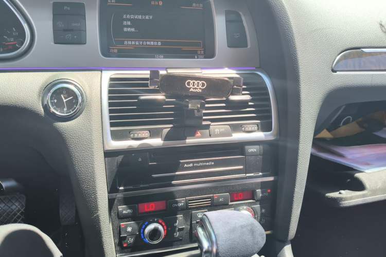 Used Audi Q7 2012 3.0 TFSI Comfort Model (200kW) Audio And AC Panel
