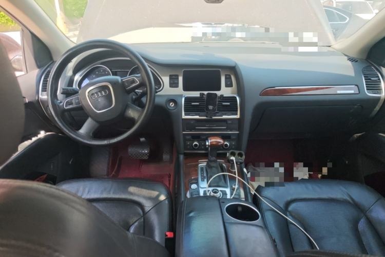 Used Audi Q7 2012 3.0 TFSI Comfort Model (200kW) Center Console