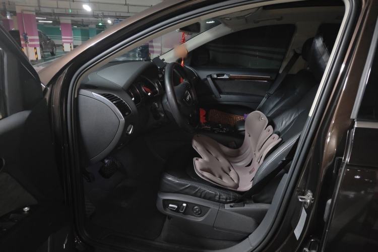 Used Audi Q7 2012 3.0 TFSI Comfort Model (200kW) Driver Seat