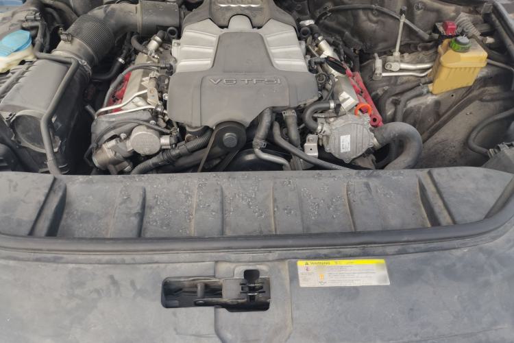 Used Audi Q7 2012 3.0 TFSI Ambition (200kW) Engine Bay