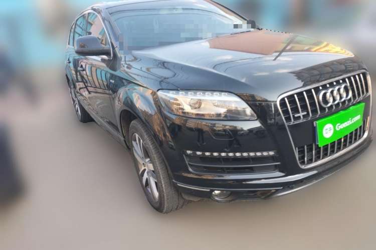 Used Audi Q7 2012 3.0 TFSI Ambition (200kW) Front Right 45 Deg