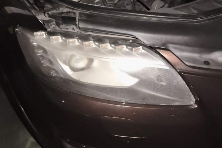 Used Audi Q7 2012 3.0 TFSI Comfort Model (245kW) Right Front Headlight