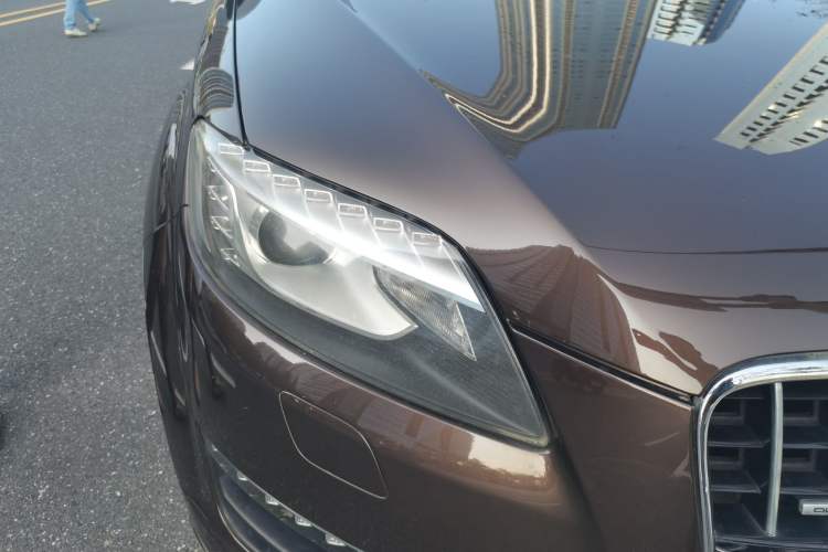 Used Audi Q7 2012 3.0 TFSI Ambition (200kW) Right Front Headlight