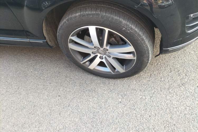 Used Audi Q7 2012 3.0 TFSI Ambition (200kW) Right Front Wheel Hub