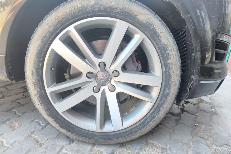 Used Audi Q7 2012 3.0 TFSI Comfort Model (200kW) Right Front Wheel Hub