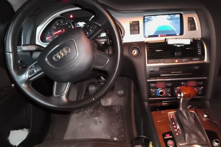 Used Audi Q7 2012 3.0 TFSI Comfort Model (245kW) Steering Wheel