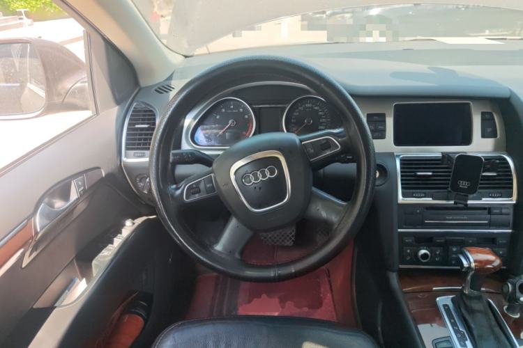 Used Audi Q7 2012 3.0 TFSI Comfort Model (200kW) Steering Wheel