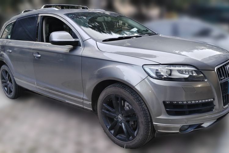 Used Audi Q7 2012 3.0 TDI Leading Model Front Right 45 Deg