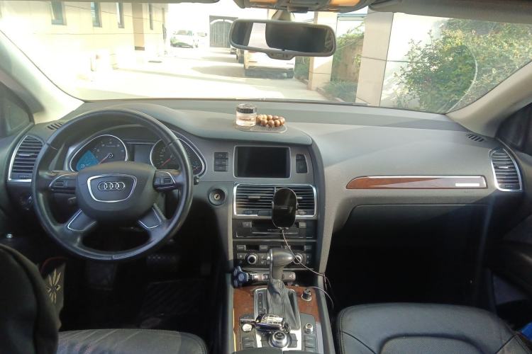 Used Audi Q7 2012 3.0 TFSI Technology Model (200kW) Center Console