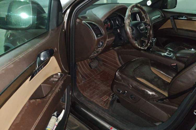 Used Audi Q7 2012 3.0 TFSI Exclusive (245kW) Driver Seat