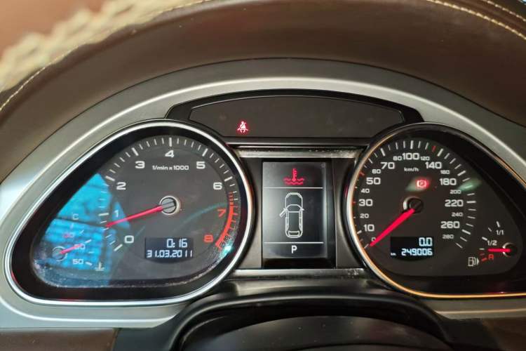 Used Audi Q7 2012 3.0 TFSI Exclusive (245kW) Instrument Cluster
