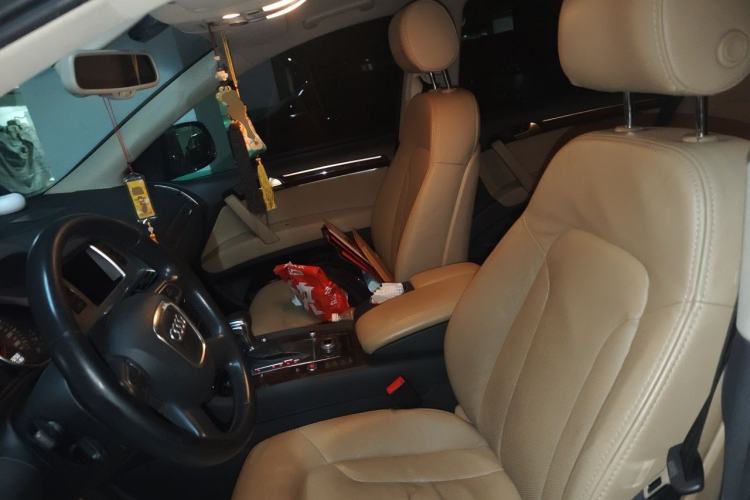 Used Audi Q7 2012 3.0 TFSI Ambition (200kW) Left Front Seat