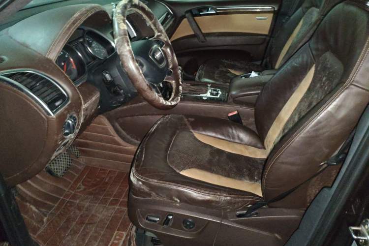 Used Audi Q7 2012 3.0 TFSI Exclusive (245kW) Left Front Seat