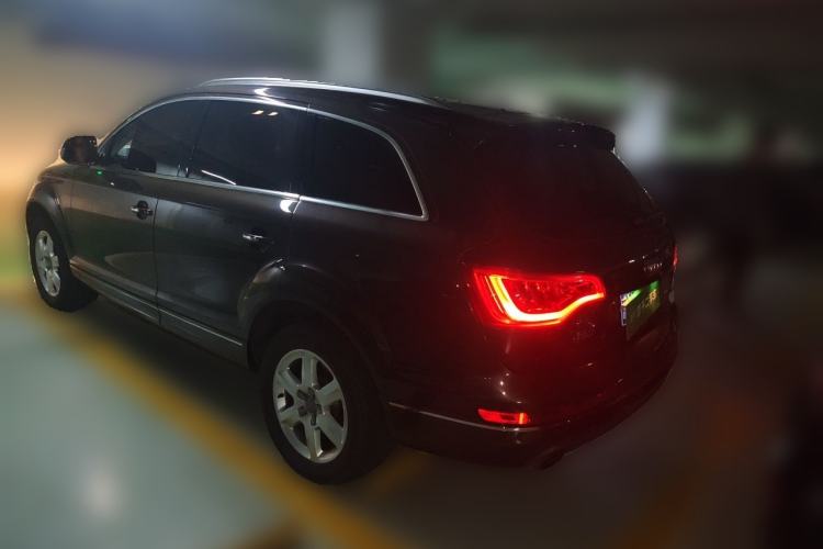 Used Audi Q7 2012 3.0 TFSI Ambition (200kW) Rear Left 45 Deg
