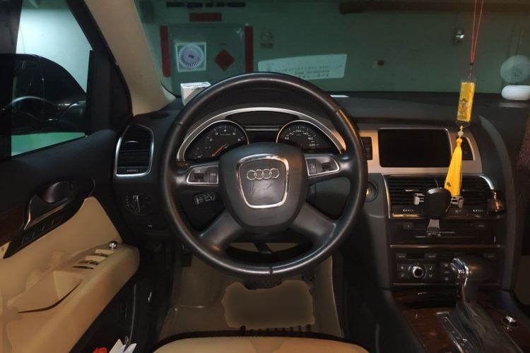 Used Audi Q7 2012 3.0 TFSI Ambition (200kW) Steering Wheel