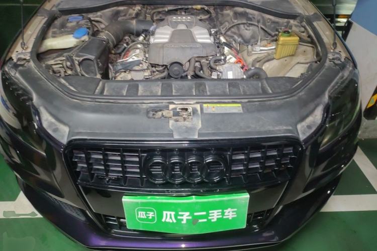 Used Audi Q7 2012 3.0 TFSI Exclusive Version (200kW) Engine Bay
