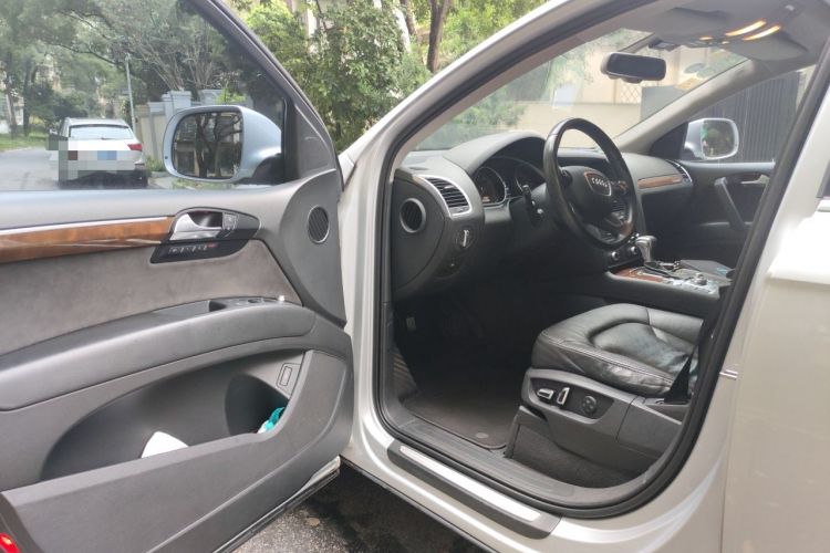 Used Audi Q7 2012 3.0 TFSI Ambition (200kW) Driver Seat