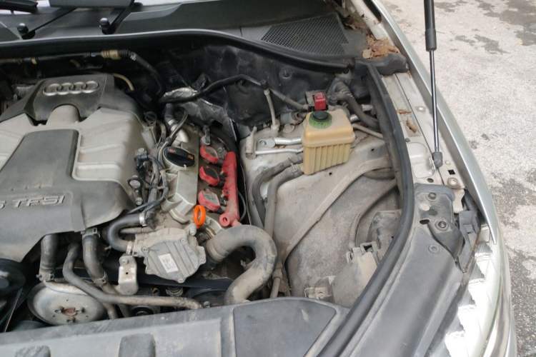 Used Audi Q7 2012 3.0 TFSI Ambition (200kW) Engine Bay Left