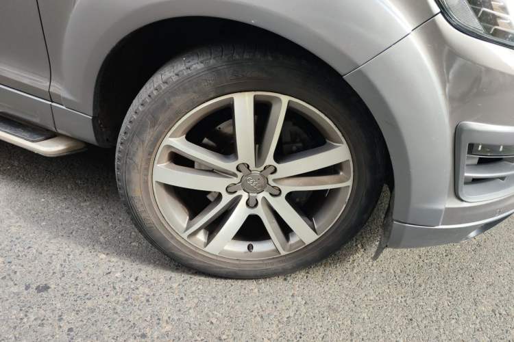 Used Audi Q7 2012 3.0 TFSI Comfort Model (200kW) Right Front Wheel Hub