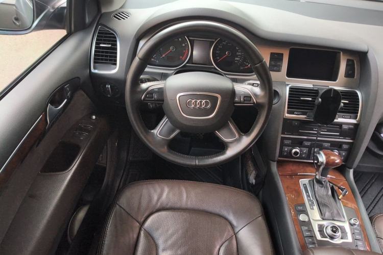 Used Audi Q7 2012 3.0 TFSI Comfort Model (200kW) Steering Wheel