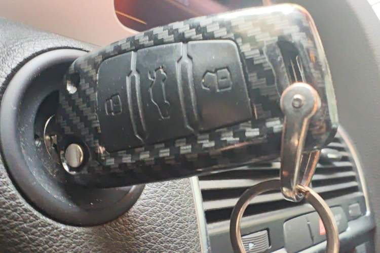 Used Audi Q7 2012 3.0 TFSI Comfort Model (200kW) Vehicle Key