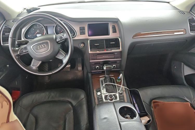 Used Audi Q7 2012 3.0 TFSI Technology Model (200kW) Center Console