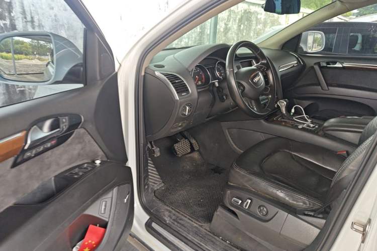 Used Audi Q7 2012 3.0 TFSI Technology Model (200kW) Driver Seat