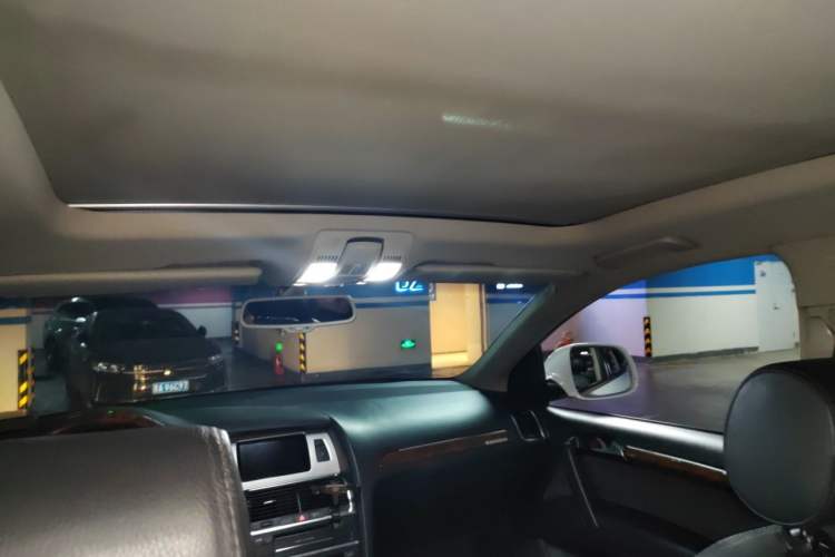 Used Audi Q7 2012 3.0 TFSI Comfort Model (200kW) Headliner