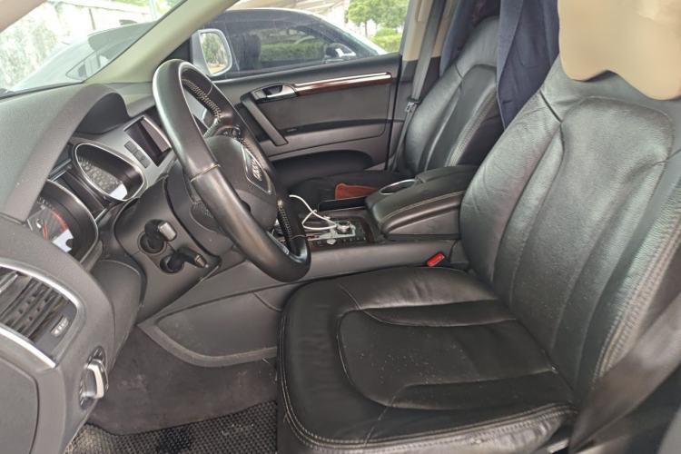 Used Audi Q7 2012 3.0 TFSI Technology Model (200kW) Left Front Seat