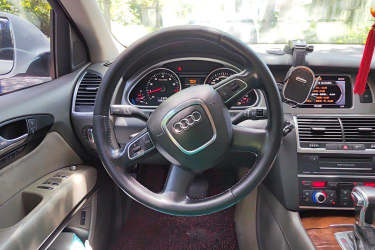 Used Audi Q7 2012 3.0 TFSI Ambition (200kW) Steering Wheel