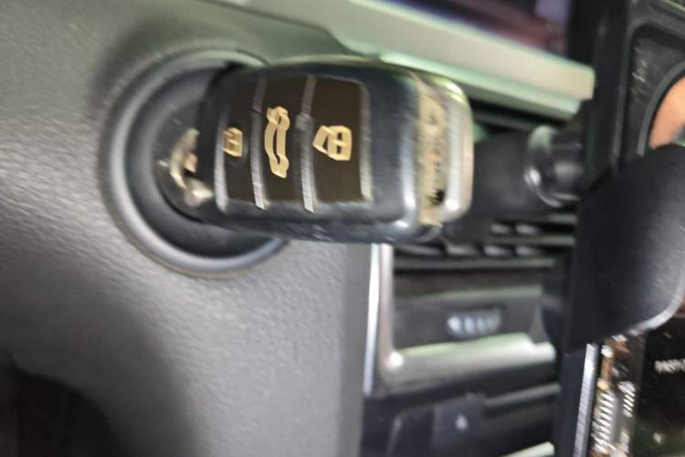 Used Audi Q7 2012 3.0 TFSI Ambition (200kW) Vehicle Key