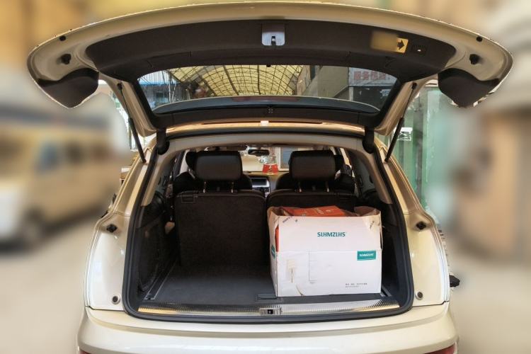 Used Audi Q7 2012 3.0 TFSI Technology Model (200kW) Trunk