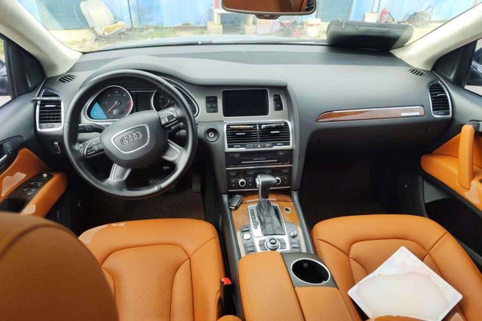 Used Audi Q7 2013 35 TDI Exclusive Edition Center Console
