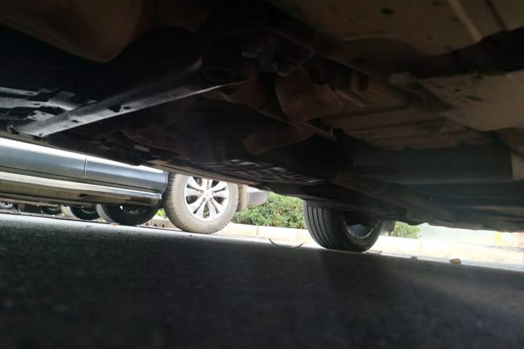 Used Audi Q7 2013 35 TDI Leading Model Chassis Front Left