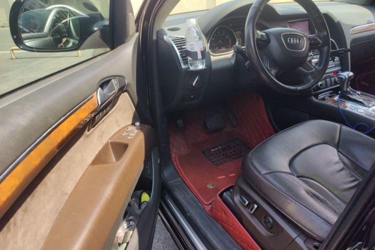 Used Audi Q7 2013 35 TFSI Technology Edition Driver Seat