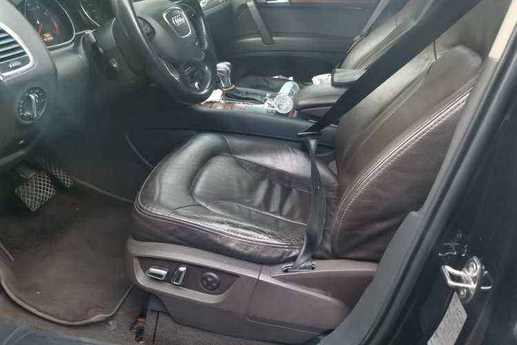 Used Audi Q7 2013 35 TDI Leading Model Driver Seat